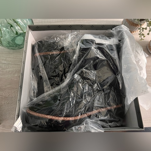 Sun + Stone Burklee Booties - Picture 7 of 10